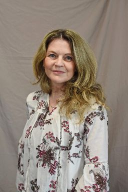 <b>Bohdana Hlaváčková DiS. </b><br>zpěv, hudební nauka